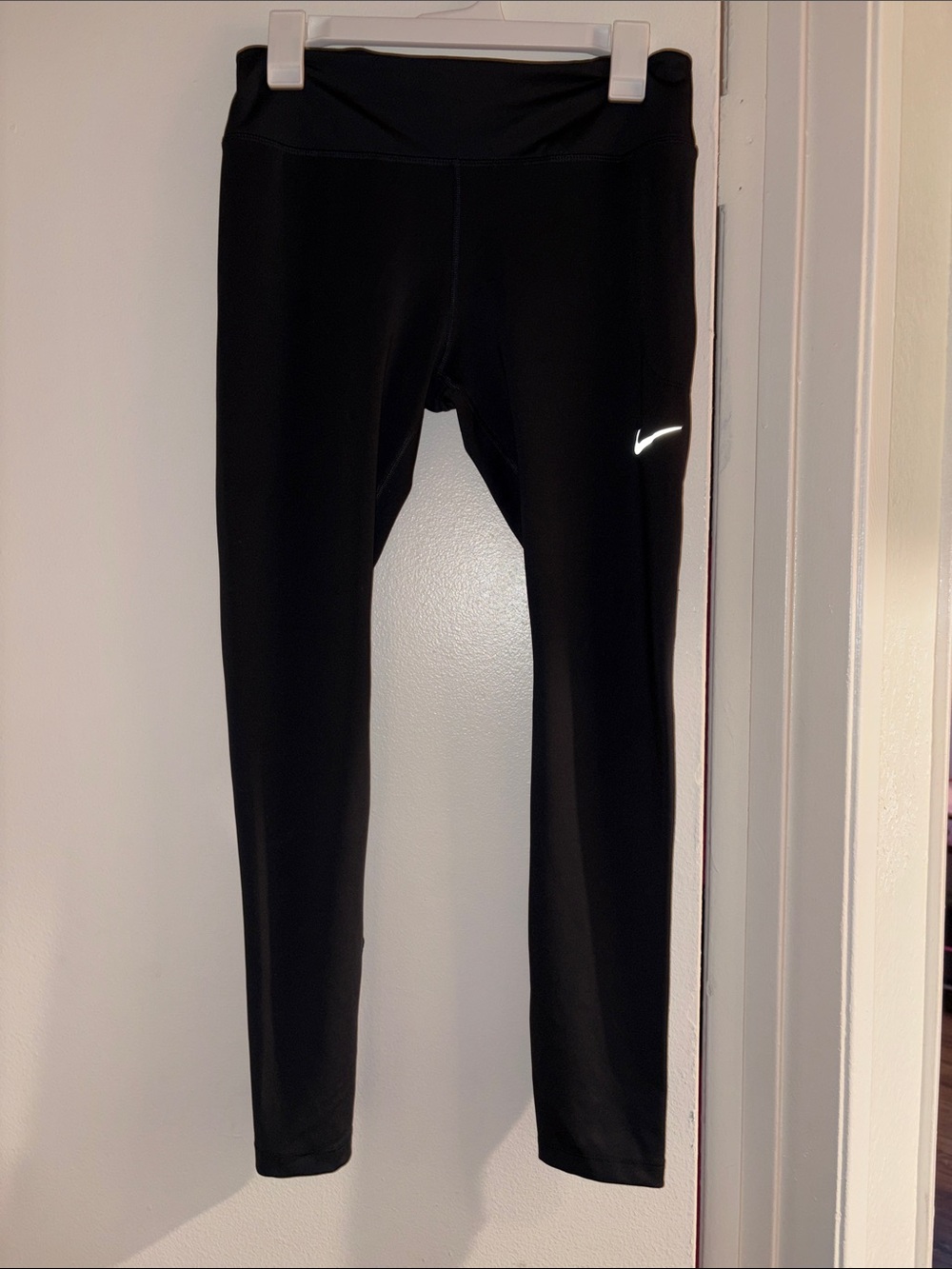 Nike Black Woman’s Leggings with Reflective Swoosh